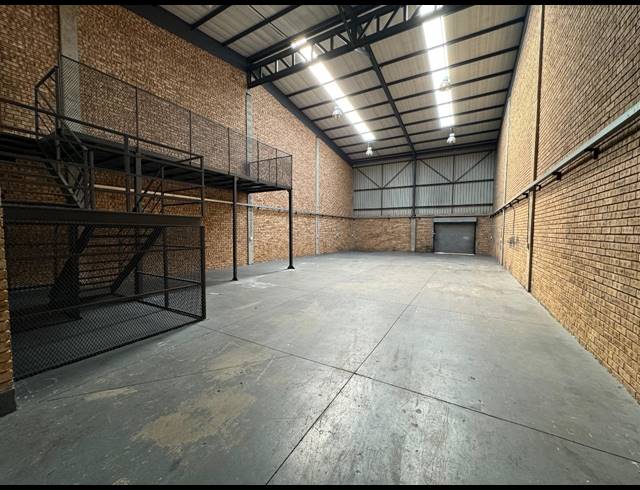 278M² WAREHOUSE TO LET IN STORMILL
